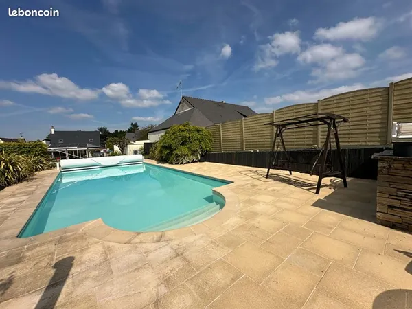 Propriété 9 pièces 185 m² 
