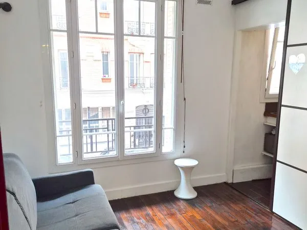 IDÉAL INVESTISSEUR - Studio 13m² "Clé en main" - Paris 20ème (Piaf / Métro 3) 