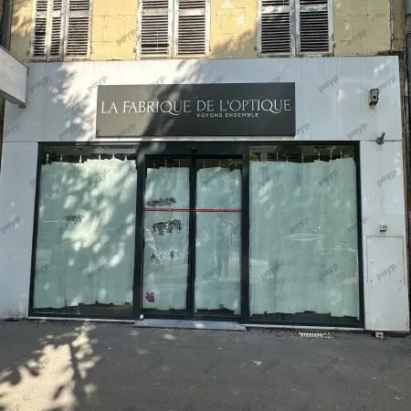 Commerce 245 m² 
