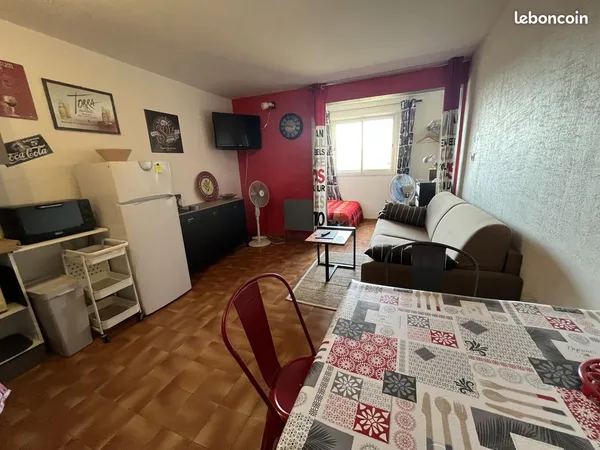 Studio 1 pièce 22 m² 