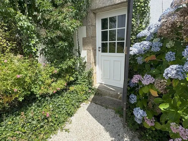 Studio 1 pièce 30 m² 