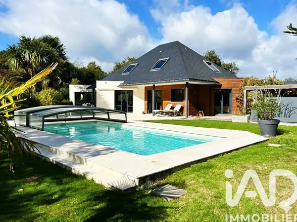 Maison 6 pièces 172 m² 
