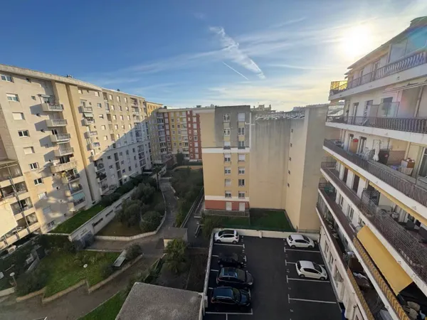 Appartement 1 pièce 28 m² 