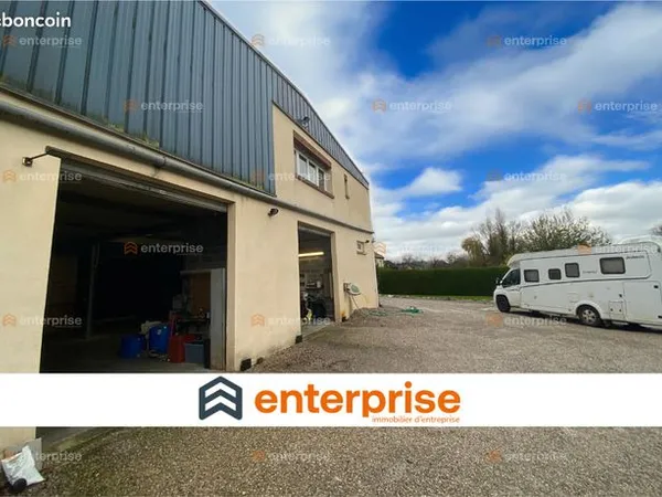 Bâtiment 512 m² 