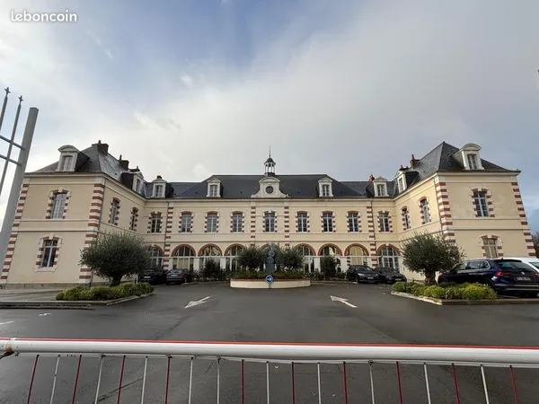 Appartement T2 non meublé - 38,60 m² - Balcon - Ascenseur - Résidence sécurisée 