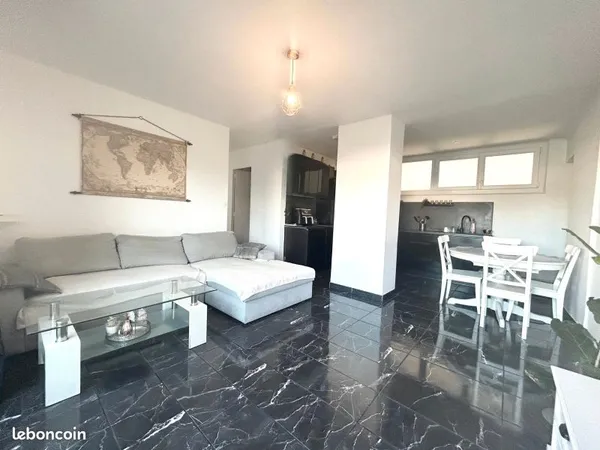 459 TOUT COMPRIS - 4 chambres à louer dans T5 meublé refait à neuf 