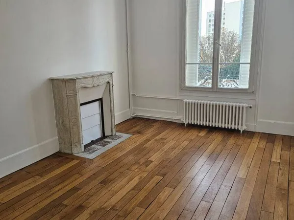 Location 3 Pièces 18 Rue de Gravelle - 12ème 