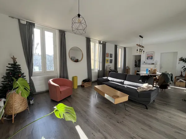 VALENCE - Appartement T4 