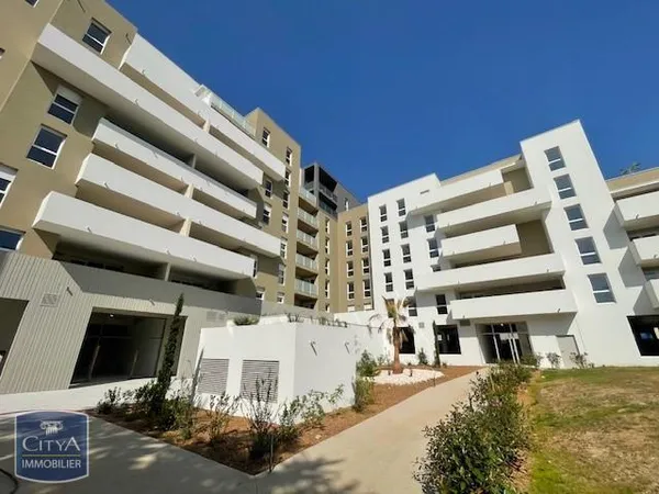 Studio 1 pièce 39 m² 