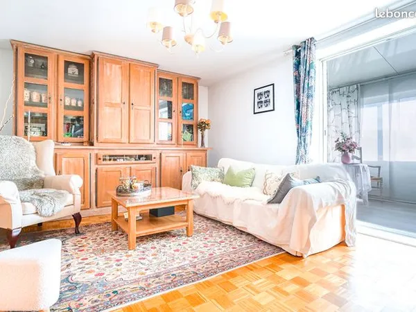 Appartement 4 pièces 80 m² 