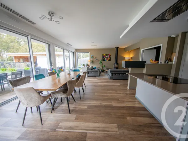 Maison 5 pièces 185 m² 