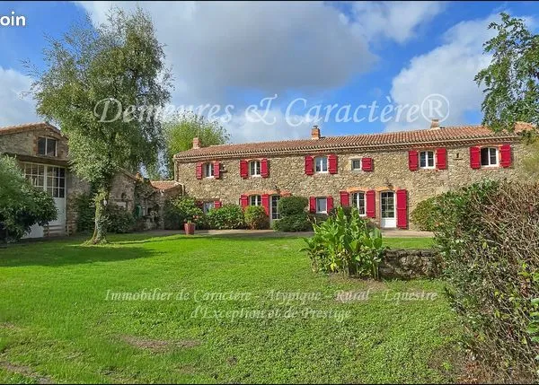 Maison 9 pièces 260 m² 