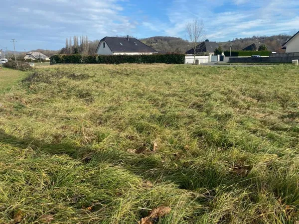 Terrain 807 m² 