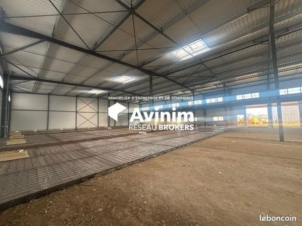 Local commercial 1680 m² 