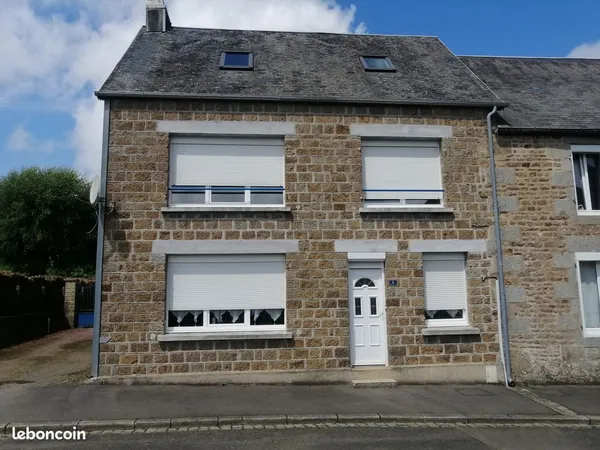 Maison à VENGEONS (50 ), entre Vire et Sourdeval 
