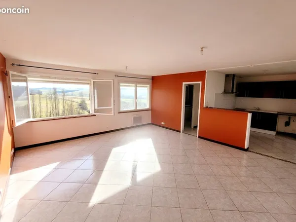 T4. 100M2 Vue pyrenees calme et lumineux 