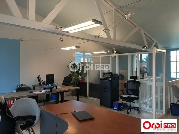 Local commercial 980 m² 