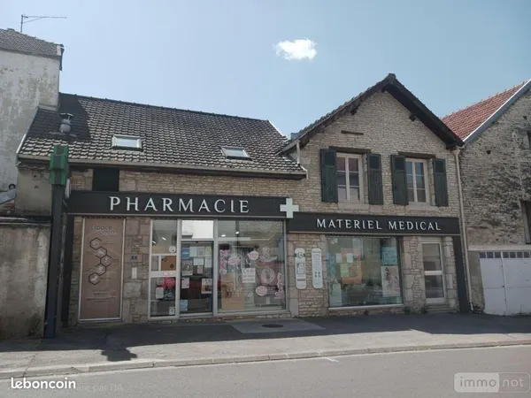 Local commercial 119 m² 
