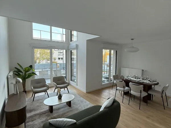 A VISITER !! SPLENDIDE MAISON 5 PIÈCES - TERRASSES & PARKINGS - 