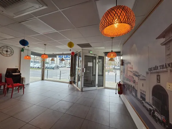Troyes centre ville, immeuble commerce + logement 