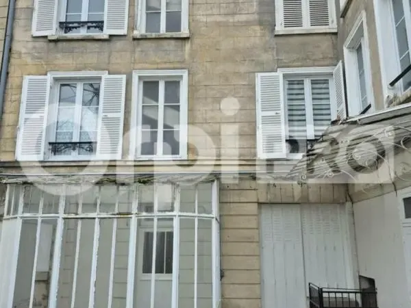 IMMEUBLE A VENDRE 