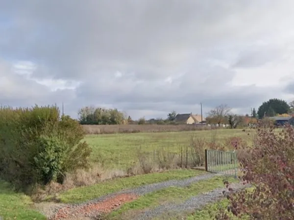 Terrain 627 m² Manthelan 