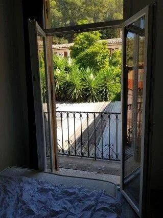 Studio 1 pièce 26 m² 