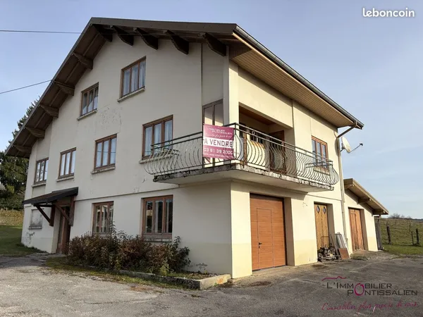 Maison 8 pièces 150 m² 