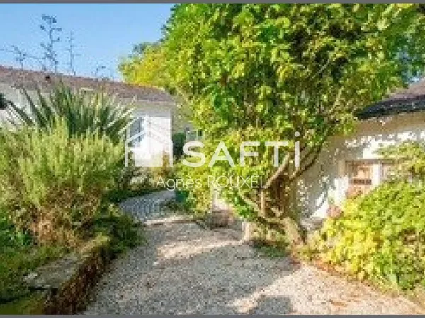 Maison à Orvault Petit Chantilly de plain-pied, au calme, près de la vallée du Cens 