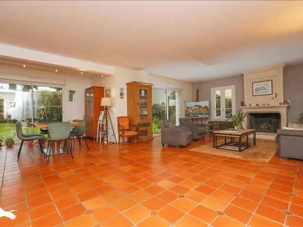 Maison de 7 pièces principales 