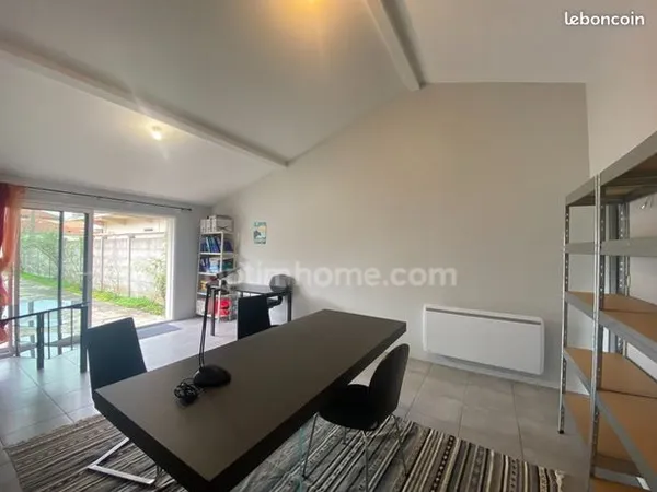 Bureaux 33 m² 