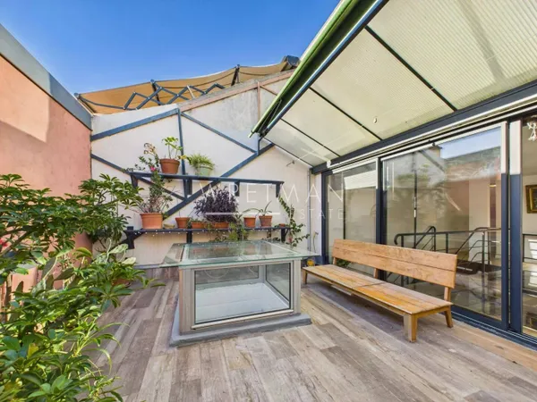 Loft 4 pièces 86 m² 