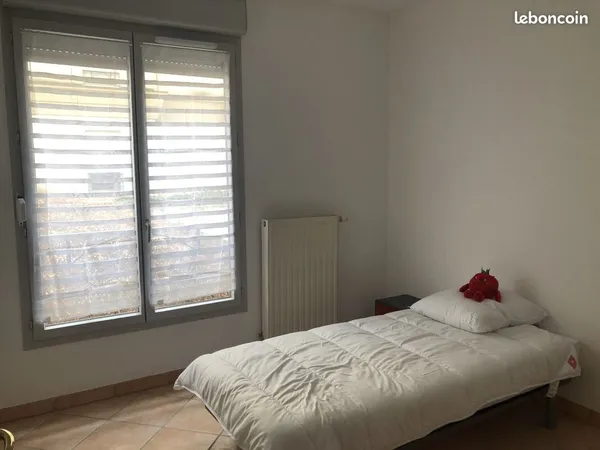 Appartement 1 pièce 106 m² 