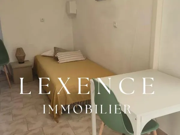 Studio 1 pièce 16 m² 