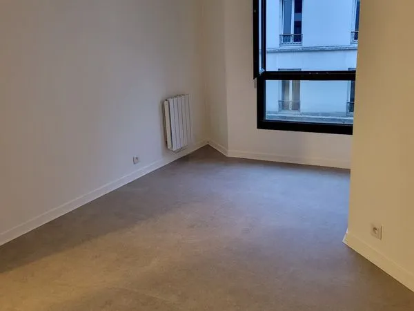 2 pièces Paris 11e - non meublé 