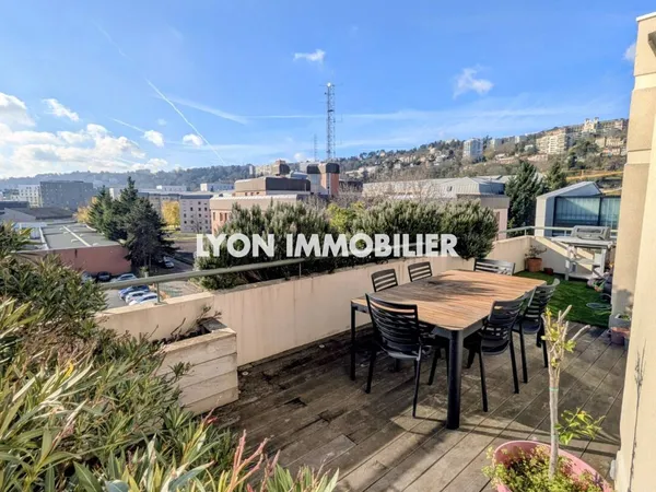 Appartement 4 pièces 103 m² 