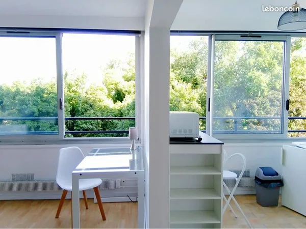 Appartement 30m2 lumineux proche des facs 