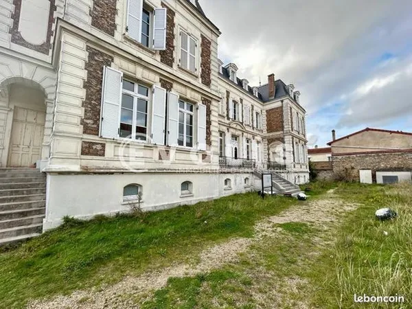 Bureaux 105 m² 