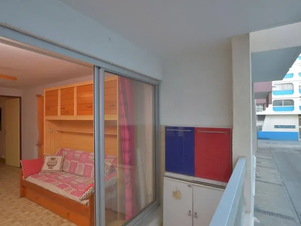 Studio 1 pièce 23 m² 