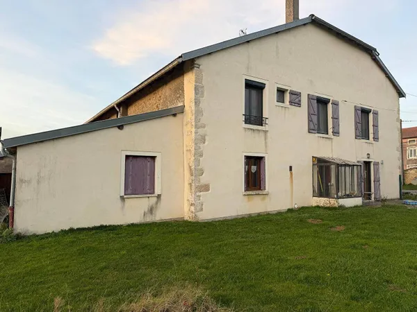 Maison 8 pièces 228 m² 