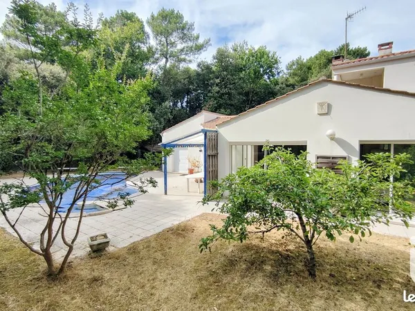 Maison 6 pièces 148 m² 