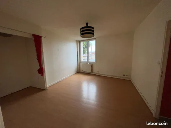 Apparemment F2 centre ville 45m2 