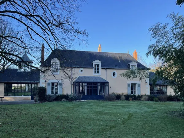 Demeure 10 pièces 338 m² 