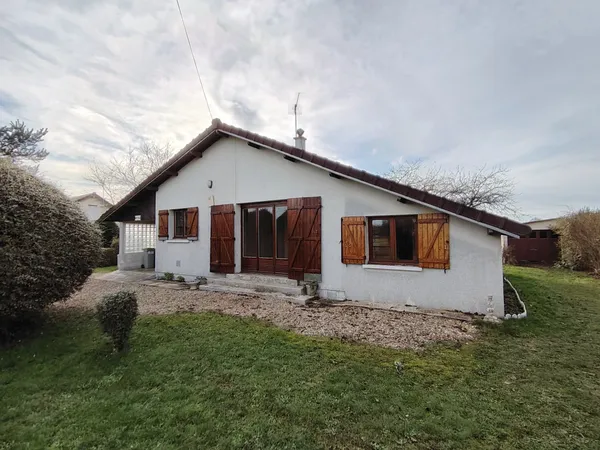 PAVILLON 3 CHAMBRES, 828M2 TERRAINI CLOS 