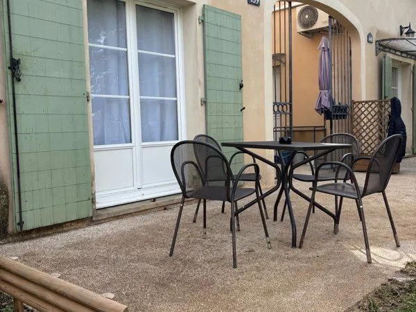 Maison meublée en résidence 