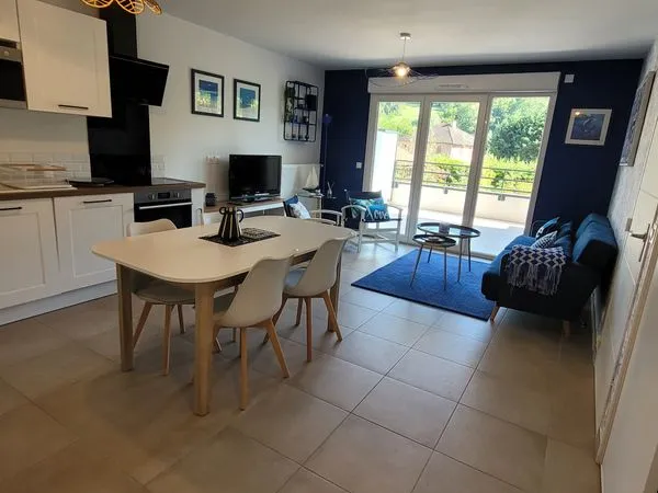 A louer T2 meublé de 45 m² avec grande terrasse et garage à FRANGY 