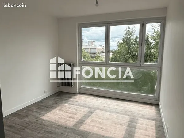 Appartement 4 pièces 72 m² 