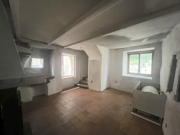 Maison de villa à rénover 