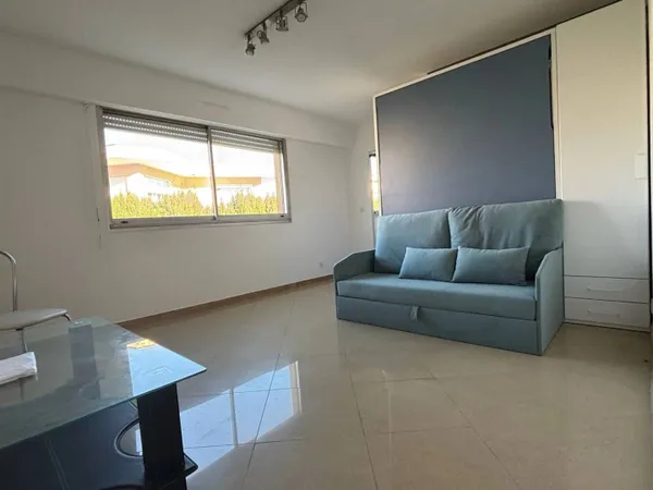 Studio 1 pièce 31 m² 