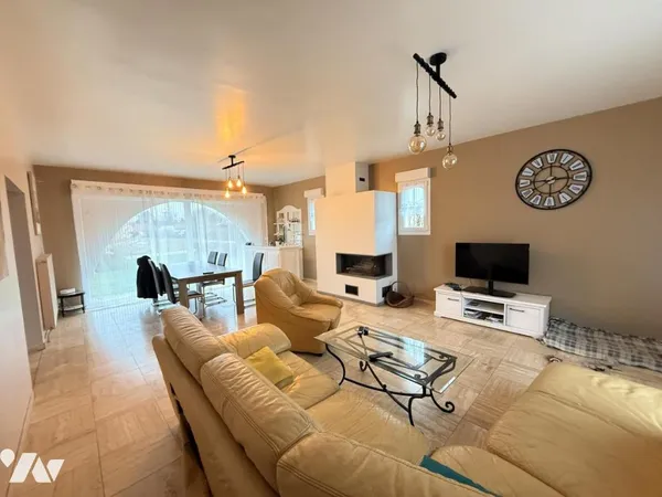 Maison 5 pièces 210 m² 